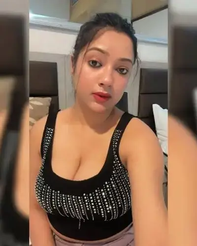Call Girls Service Barasiya